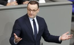 Gesundheitsminister Spahn will Pflegebeiträge noch stärker erhöhen