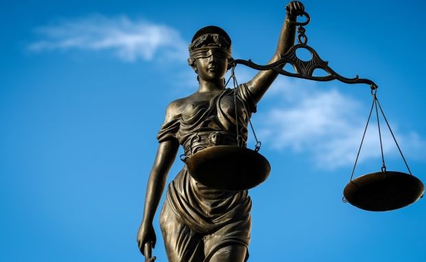 Anti-Betrugs-Experte der Allianz muss ins Gefängnis