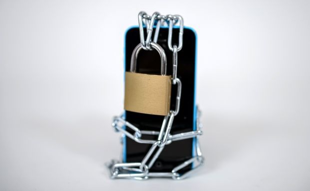 Jeder dritte Smartphone-Nutzer von Schadsoftware betroffen