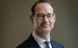 Vertrag von Oliver Bäte vorzeitig verlängert