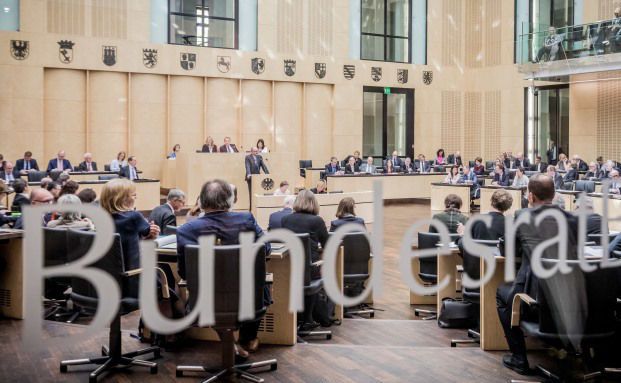 Bundesrat verabschiedet Versicherungsvermittlungs-Verordnung