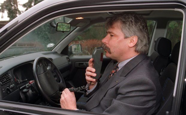 Versicherer liebäugeln mit Alkohol-Wegfahrsperre in Neuwagen
