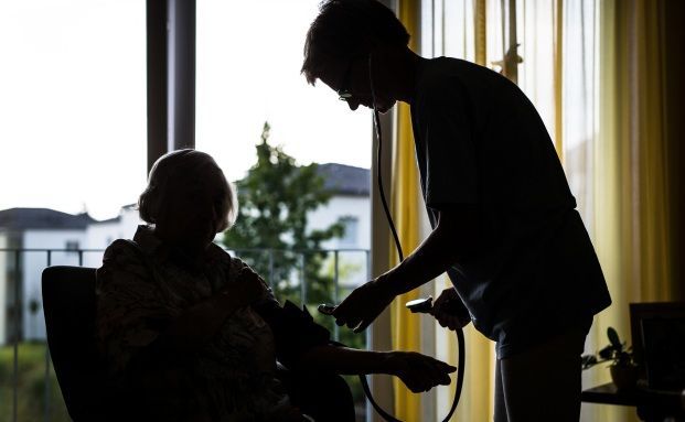 Kosten für Angehörige und Pflegebedürftige steigen weiter