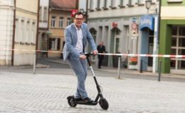 Warum Elektro-Roller durch alle Absicherungsraster fallen