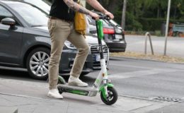40 Prozent der jungen Menschen wollen E-Scooter nutzen