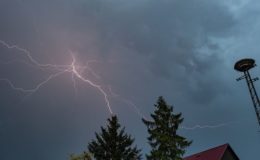 Blitzeinschläge verursachen hohe Schäden