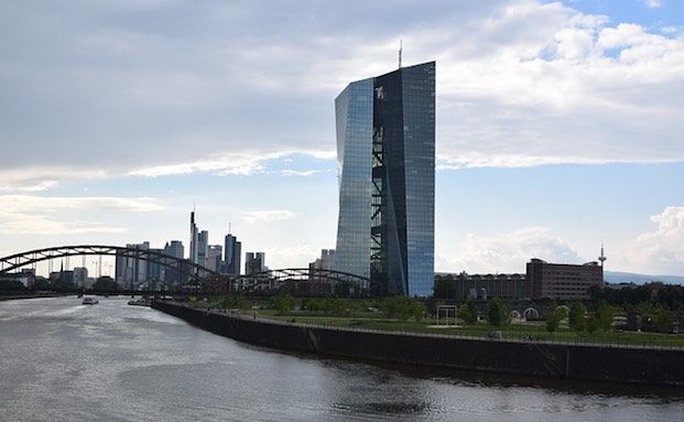 Niedrigzinsen treffen Sozialversicherungen und PKV gleichermaßen