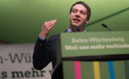 Beamte in Baden-Württemberg sollen zwischen GKV und PKV wählen können