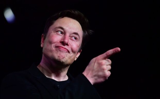 Autobauer Tesla steigt ins Versicherungsgeschäft ein