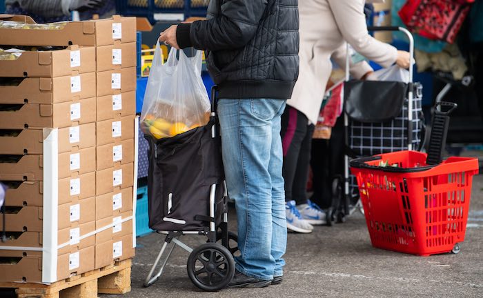 Immer mehr Rentner nutzen Angebot der Tafeln