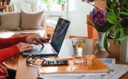 Wie Arbeitnehmer im Homeoffice versichert sind