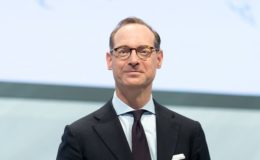 Kräftige Verdiensteinbußen für Allianz-Chef 