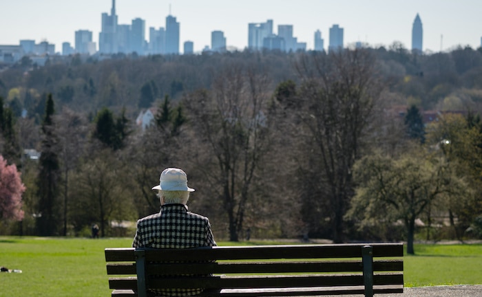Lebensversicherer zahlen fast 85 Milliarden Euro an Kunden aus