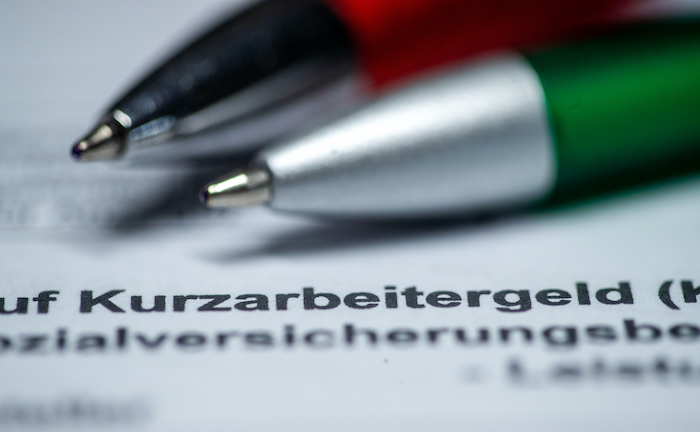 So viele Deutsche setzen ihre Altersvorsorge aus