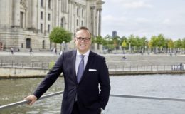 Makler wieder optimistischer, fürchten aber 14 Prozent Umsatzminus