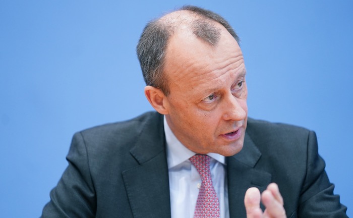 Merz nennt Grundrente einen „schweren Fehler“