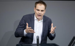 „Das Finanzmarktsystem auf unabhängige Beratung umstellen“