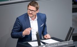 Beamtenpension dreimal höher als gesetzliche Rente