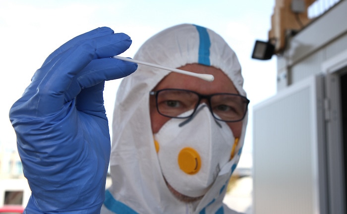 Muss ich im PKV-Antrag angeben, dass ich Corona-positiv war?