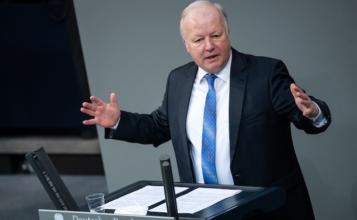 Vorsorgepflicht für Selbstständige „zwingende Konsequenz“