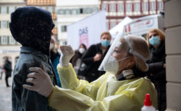 Krankenkassen so sehr im Minus wie zuletzt 2003