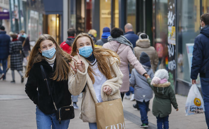 Junge Menschen schließen Versicherungskarriere nicht aus