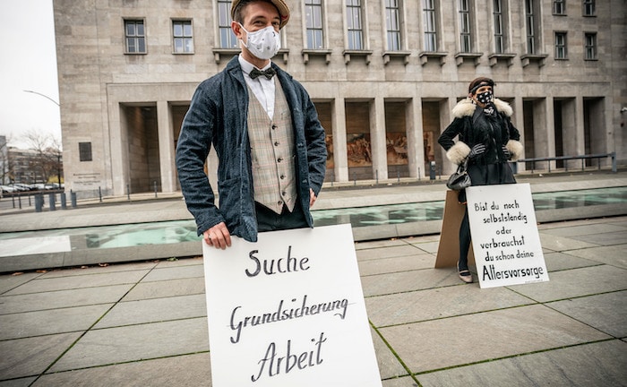 Corona-Krise trifft Selbstständige und Studenten besonders hart