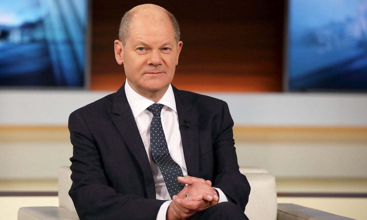 Olaf Scholz greift Provisionsdeckel-Gegner an