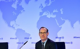 Allianz legt Deutschland-Holding still