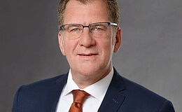 Neue Digital-Plattform für Charta-Makler