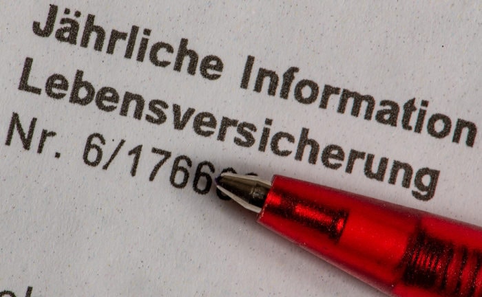 Corona zwingt Menschen zur Auflösung der Altersvorsorge