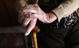Deutsche haben Angst vor Pflegebedürftigkeit im Alter
