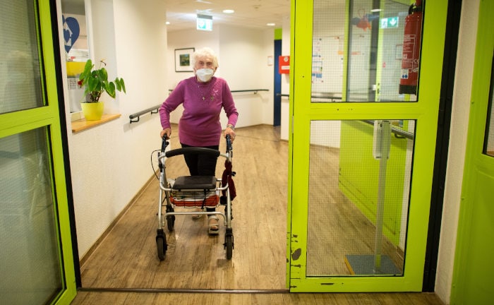Experten warnen vor wachsender Pflegelücke