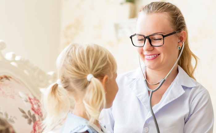 Was bei der Einkommenssicherung von Ärztinnen zu beachten ist