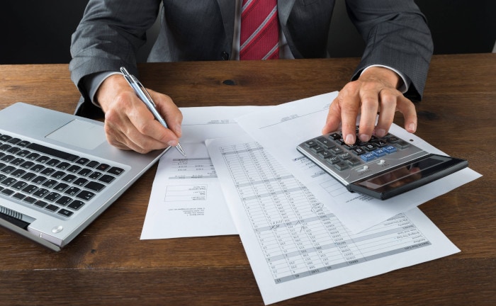 So profitieren Ihre Gewerbekunden von Factoring