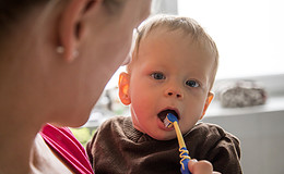 Warum Zähneputzen nicht nur für einen gesunden Mund wichtig ist