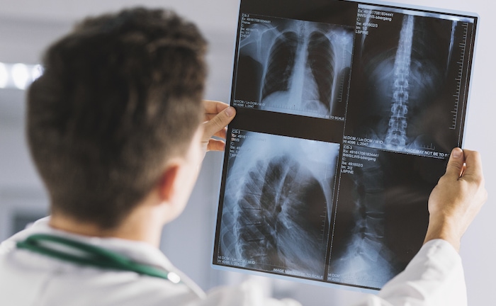 Hören Sie jetzt unseren Sonder-Podcast zum Thema bKV