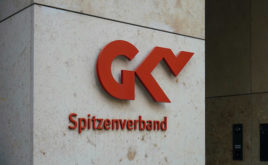 GKV-Spitzenverband fordert höheren Pflegezuschuss