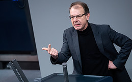 „Wir wollen nicht den sofortigen Umstieg auf die Honorarberatung“