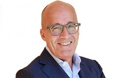 Helvetia Deutschland sortiert das Komposit-Ressort um