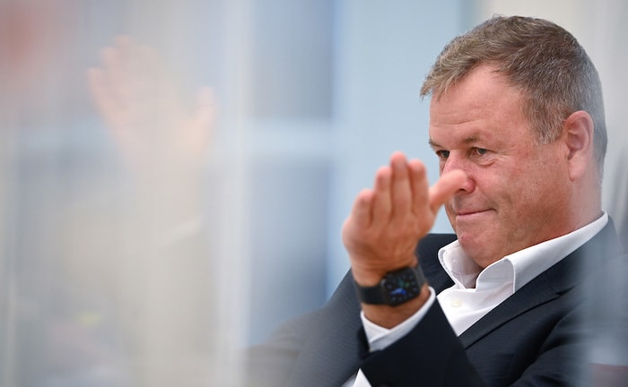 Bund macht Schulden und verdient daran Milliarden