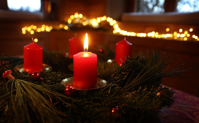 Durchschnittlich 3.800 Euro kostet ein Brand in der Weihnachtszeit
