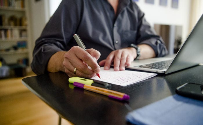 Sturz im Homeoffice gilt als Arbeitsunfall