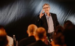 Wie man sich vor Manipulation und schwarzer Rhetorik schützt