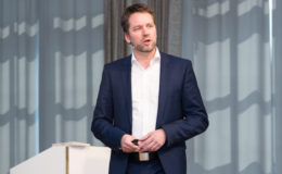 Digitaler Firmenkundentag: Die erste Keynote steht fest! 