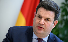 Arbeitsminister Heil: „Wir spielen Rüstung nicht gegen Rente aus“
