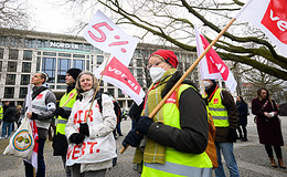 Gehälter bei Versicherern steigen um 3 und 2 Prozent