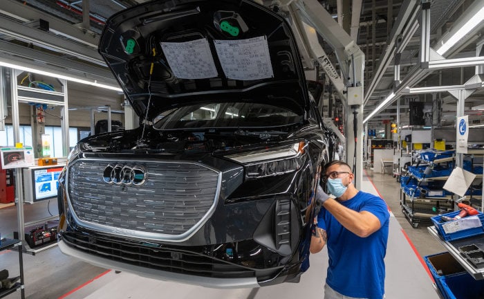 Audi-Montage im VW-Werk Zwickau: Bei jungen Talenten ist der Autohersteller als Arbeitgeber erste Wahl