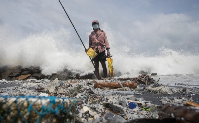 Versicherer wollen Plastik-Pellets zum Gefahrengut erklären