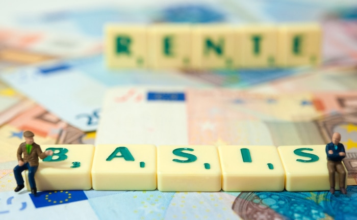 Basisrente mit „Finanzamt-Booster“? Finanzberater tadelt DVAG-Mann